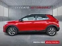 Usata Kia Stonic Style 101 CV (74 kW) 2022 Rosso SUV