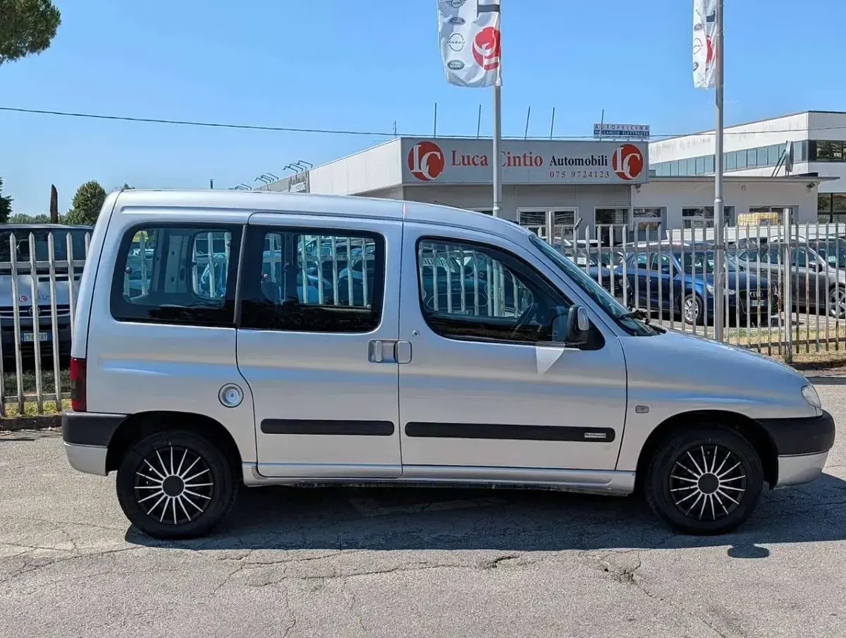 Usata Citroën Berlingo 68 CV (50 kW) 2000 Argento Monovolume