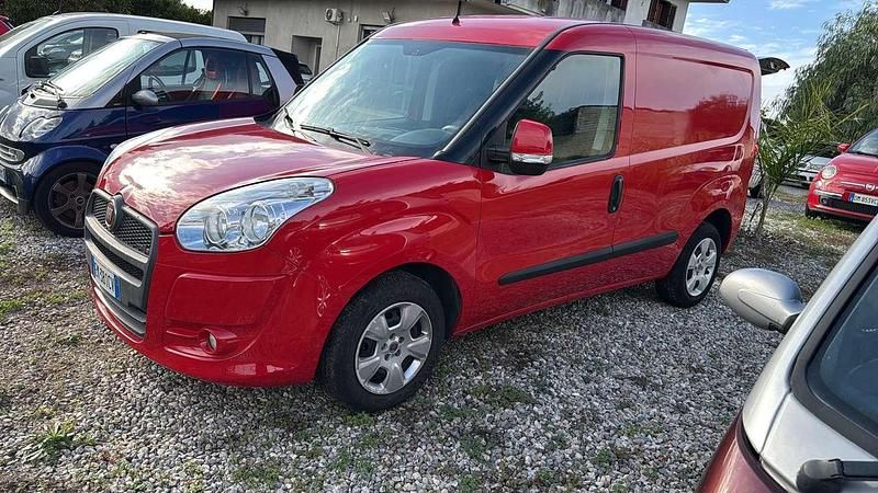 Usata Fiat Doblò Dynamic 105 CV (77 kW) 2010 Other Monovolume