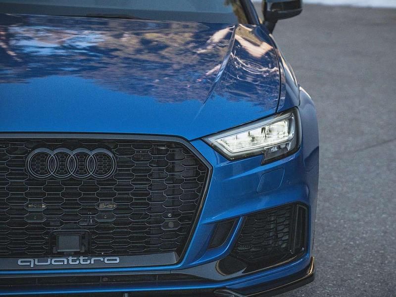 Usata Audi RS3 400 CV (294 kW) 2019 Arablau kristalleffekt Berlina