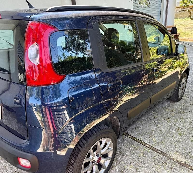 Usata Fiat Panda 109 CV (80 kW) 2018 Blu/azzurro Utilitaria
