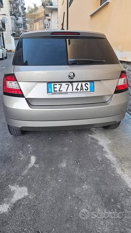 Usata Skoda Fabia 90 CV (66 kW) 2015 Berlina
