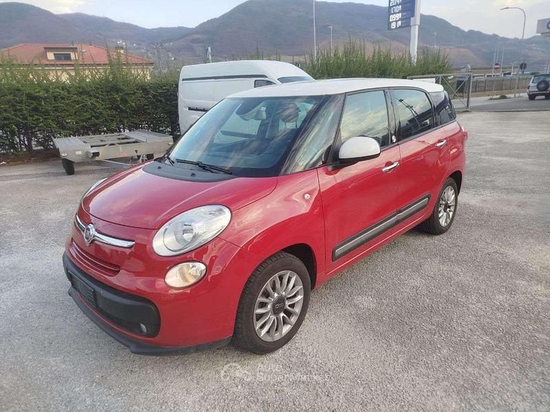 Usata Fiat 500L Living 105 CV (77 kW) 2014 Rosso Monovolume