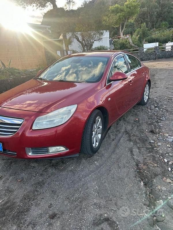 Usata Opel Insignia 160 CV (117 kW) 2010 Rosso Berlina