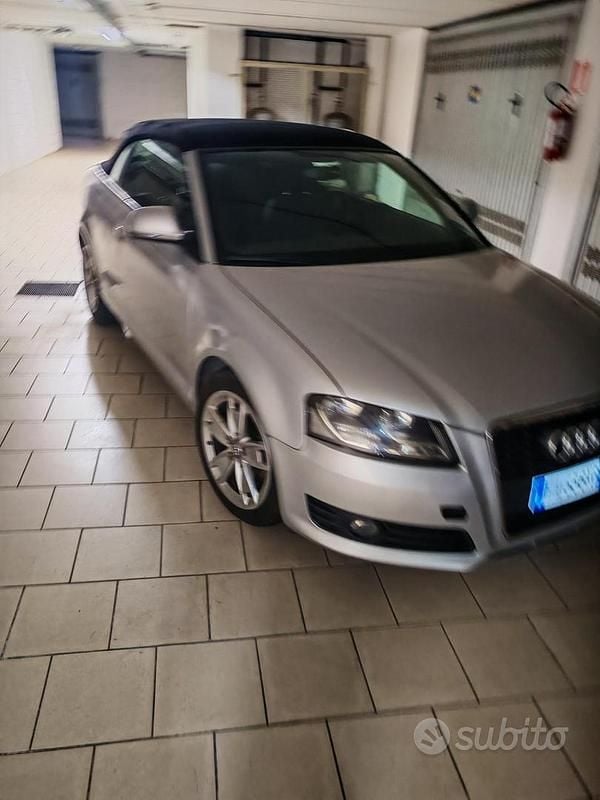 Usata Audi A3 Cabriolet 140 CV (102 kW) 2010 Grigio Cabrio