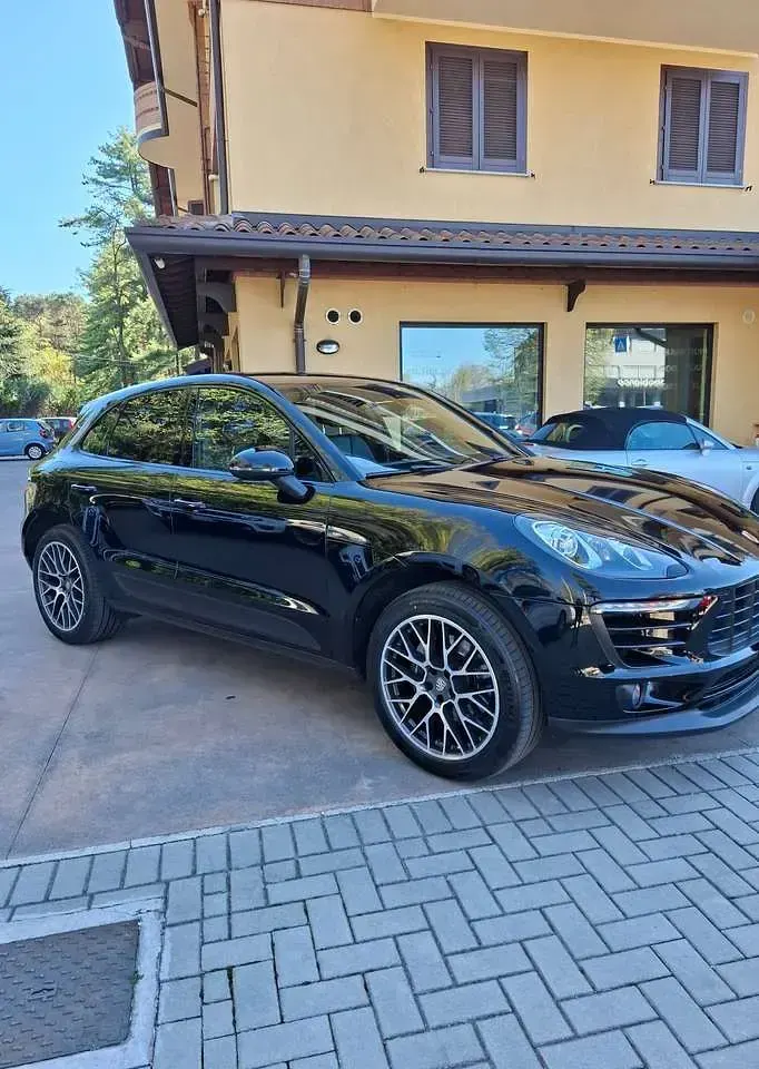 Usata Porsche Macan 252 CV (185 kW) 2018 Nero SUV