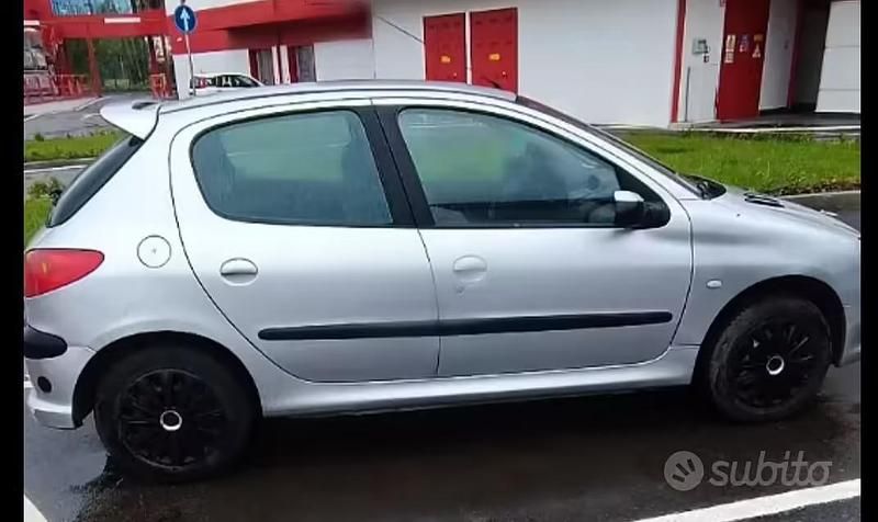 Usata Peugeot 206 2004 Berlina