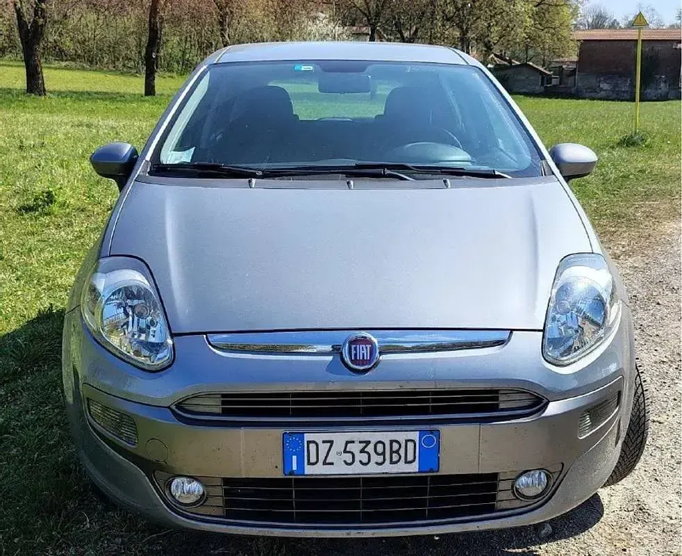 Usata Fiat Punto Evo Emotion 77 CV (56 kW) 2009 Grigio Utilitaria