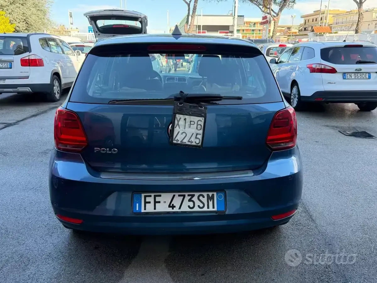 Usata VW Polo Trendline 60 CV (44 kW) 2016 Blu Berlina