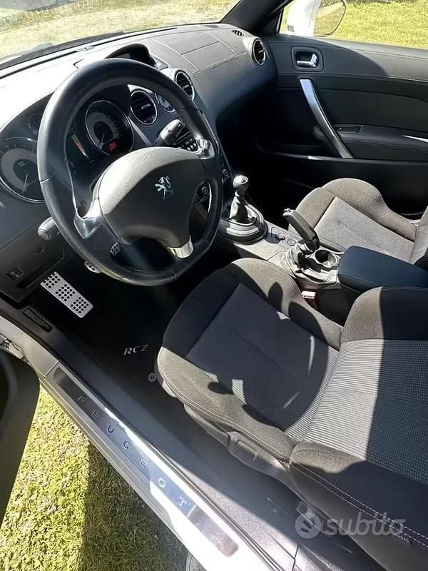 Usata Peugeot RCZ 156 CV (114 kW) 2012 Bianco Coupé