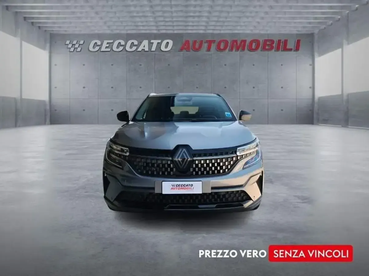 Usata Renault Clio V Techno Esprit Alpine 160 CV (117 kW) 2024 Grigio Utilitaria