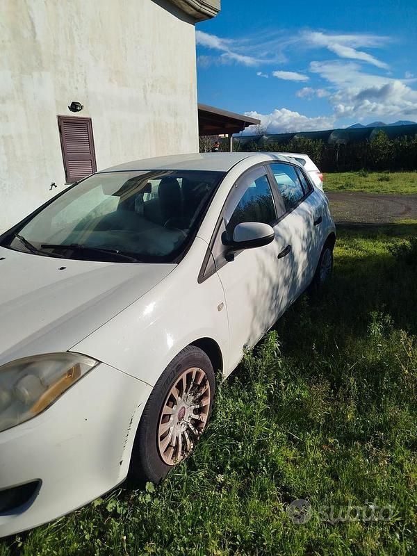 Usata Fiat Bravo 120 CV (88 kW) 2007 Bianco Utilitaria