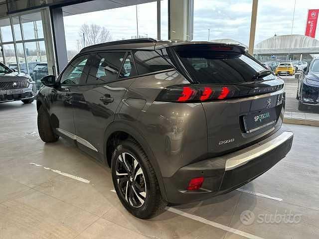 Usata Peugeot 2008 Allure 101 CV (74 kW) 2021 Grigio SUV