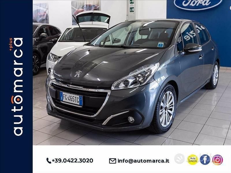 Usata Peugeot 208 Allure 82 CV (60 kW) 2017 Grigio Utilitaria