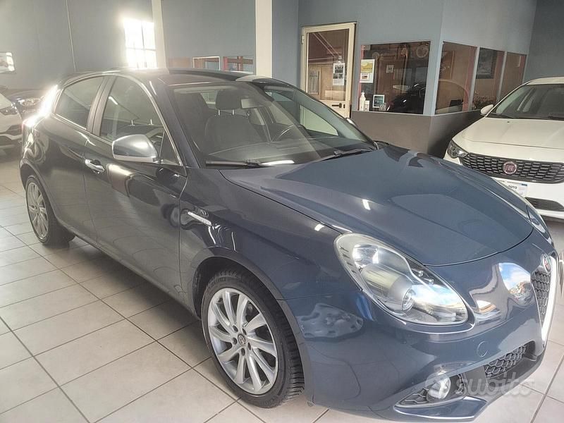 Usata Alfa Romeo Giulietta Super 120 CV (88 kW) 2016 Grigio Utilitaria