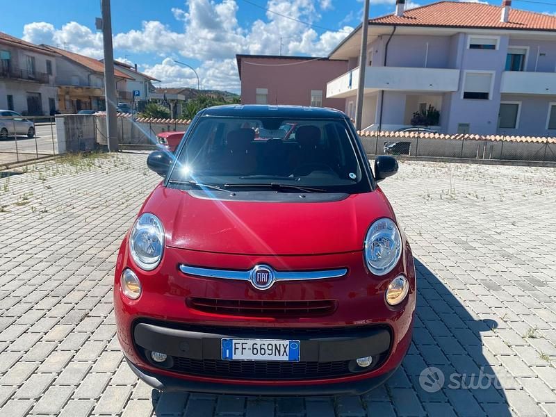 Usata 2016 Fiat 500L Living Monovolume | 9000 € (Buon prezzo) - Immagine 1/4