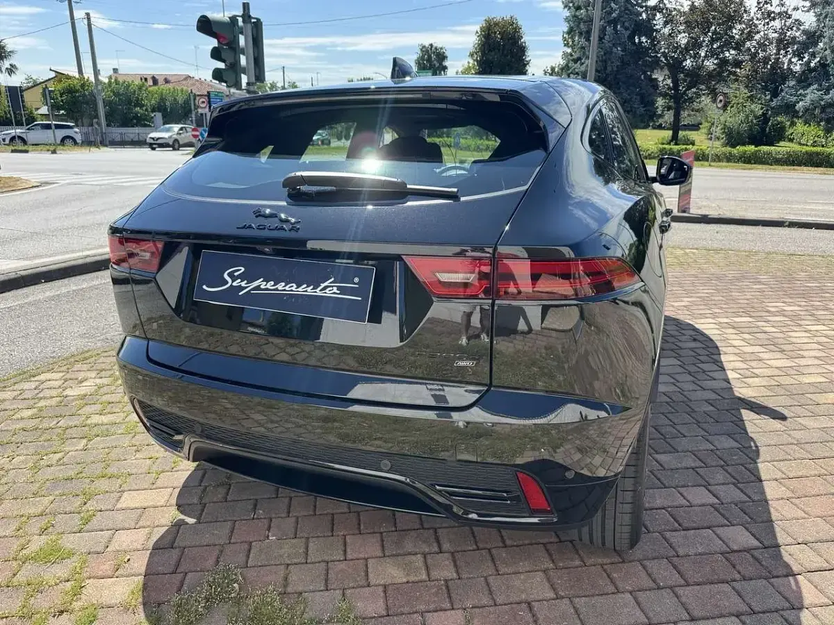 Usata Jaguar E-Pace R-Dynamic 200 CV (147 kW) 2021 Nero SUV