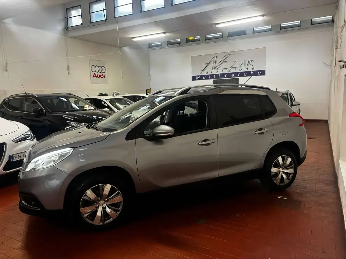 Usata Peugeot 2008 Allure 82 CV (60 kW) 2013 Grigio SUV