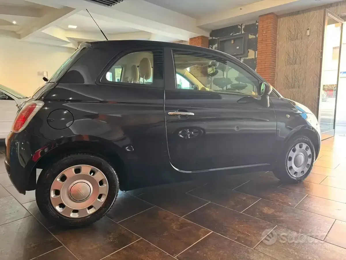Usata Fiat 500 69 CV (50 kW) 2011 Bluazzurro Berlina