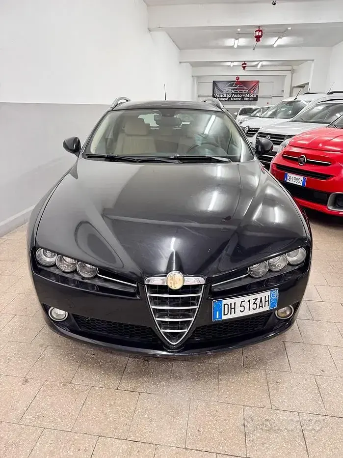 Usado Alfa Romeo 159 150 CV (110 kW) 2007 Negro Familiar