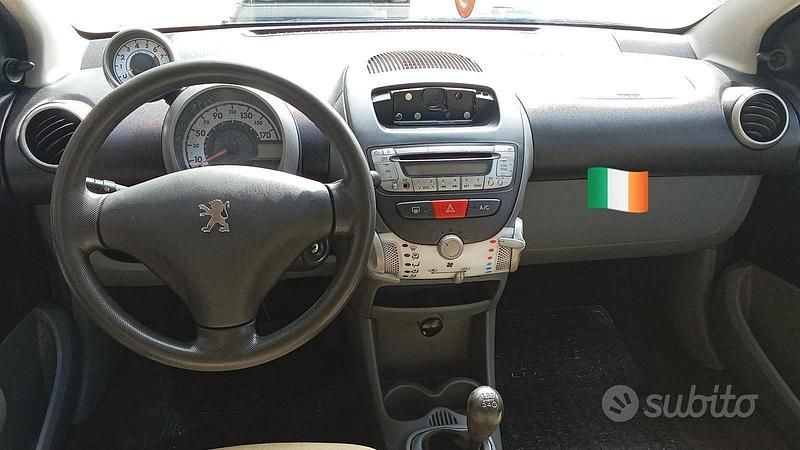 Usata Peugeot 107 68 CV (50 kW) 2010 Nero Utilitaria