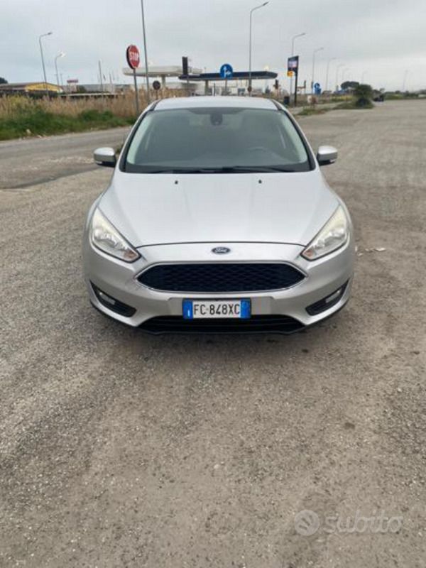 Usata Ford Focus 120 CV (88 kW) 2016 Grigio Berlina