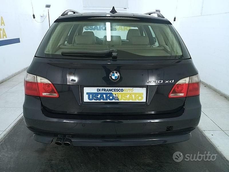 Usata BMW 530 Comfort Edition 231 CV (169 kW) 2007 Azzurro metallizzato Station wagon