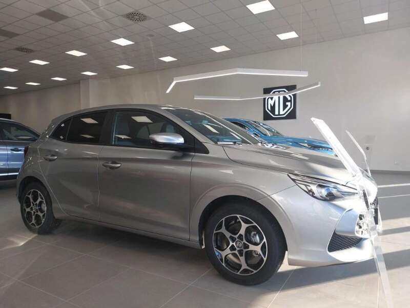 Argento Nuova 2025 MG MG3 Due volumi | 18.900 € (Buon prezzo) - Immagine 1/4