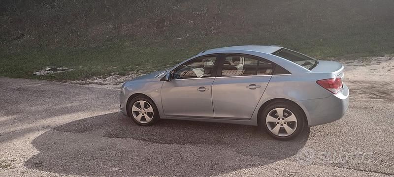 Usata Chevrolet Cruze LT 150 CV (110 kW) 2010 Grigio Berlina