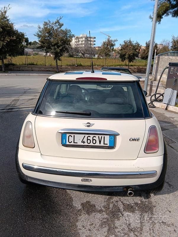 Usata Mini Cooper 2006 Bianco Utilitaria