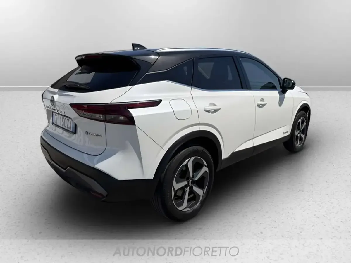 Usata Nissan Qashqai N-Connecta 158 CV (116 kW) 2023 Bianco SUV