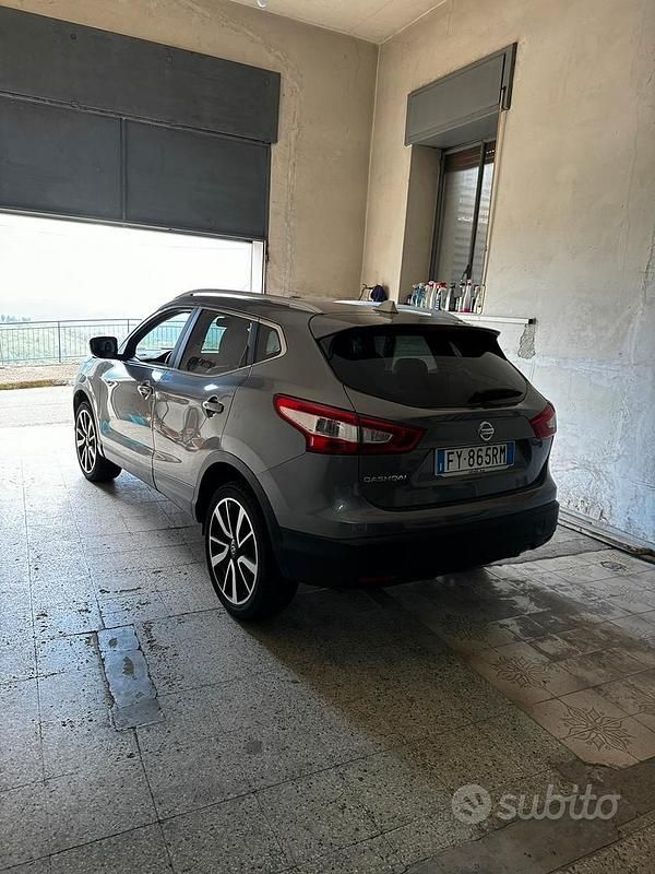 Usata Nissan Qashqai Tekna 131 CV (96 kW) 2016 SUV