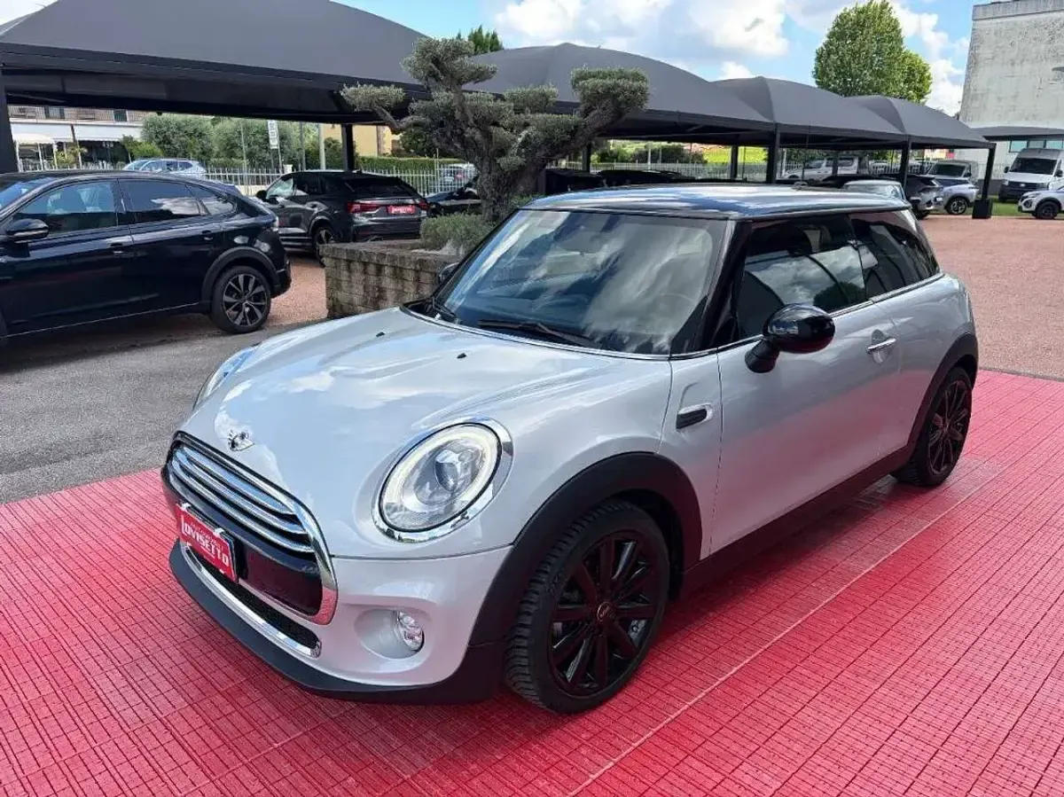 Usata Mini Cooper D 116 CV (85 kW) 2014 Argento Utilitaria