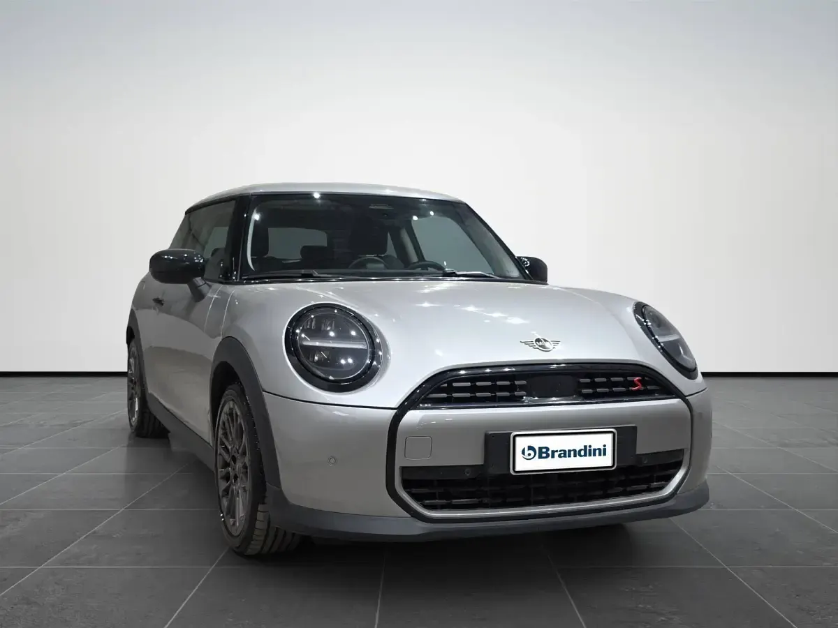 Usata Mini Cooper S Classic 204 CV (150 kW) 2024 C6b Utilitaria