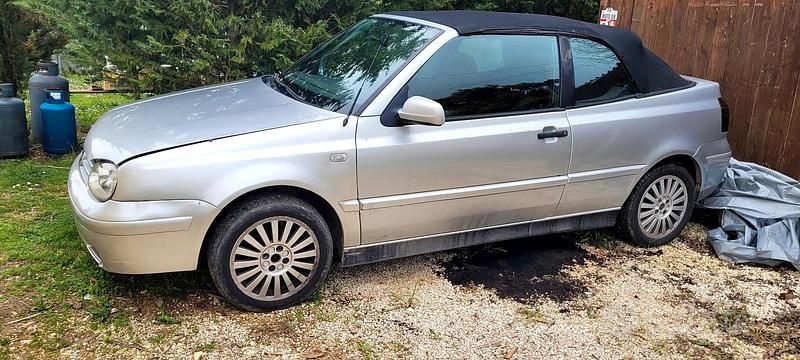 Usata VW Golf Cabriolet 101 CV (74 kW) 2001 Cabrio