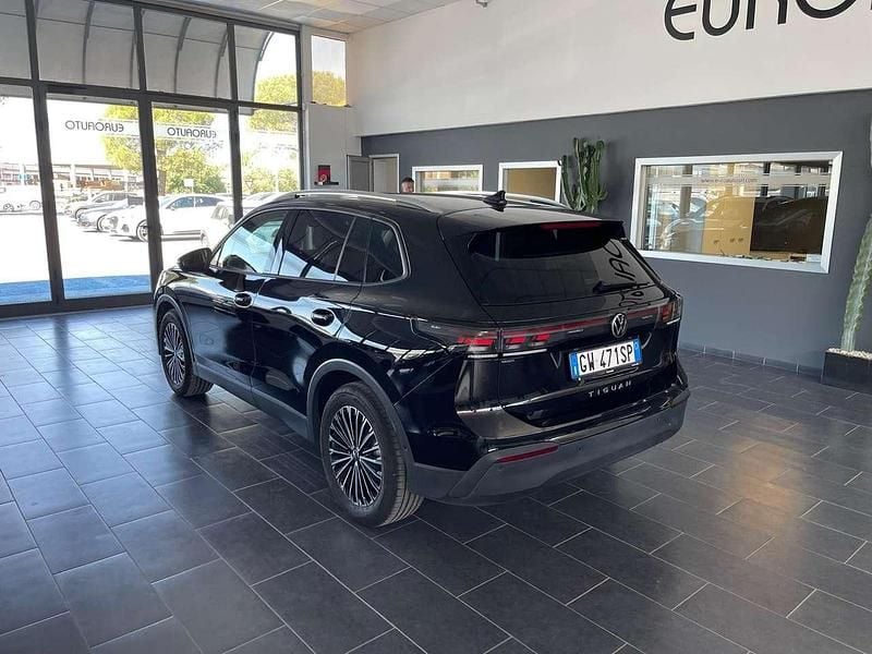 Usata VW Tiguan Edition 150 CV (110 kW) 2024 Nero SUV