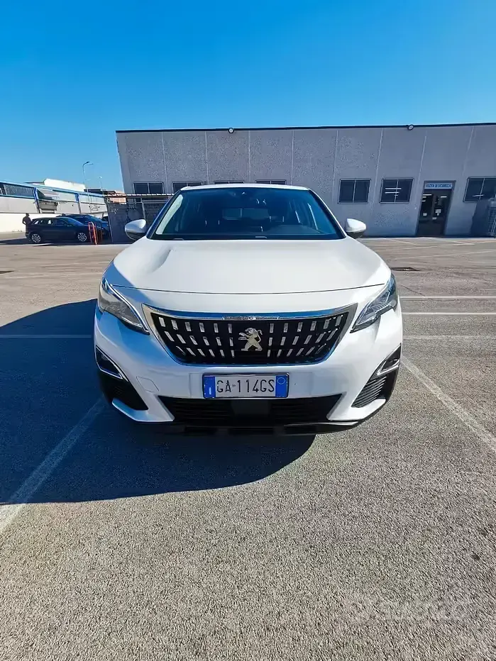 Usata Peugeot 3008 Allure 131 CV (96 kW) 2020 Bianco SUV