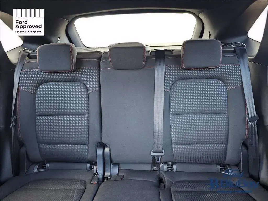 Usata Ford Kuga ST-Line 225 CV (165 kW) 2021 Magnetic grey SUV