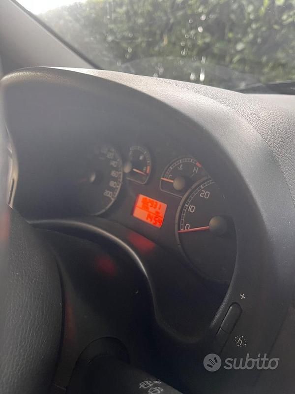 Usata Fiat Punto 2005 Utilitaria