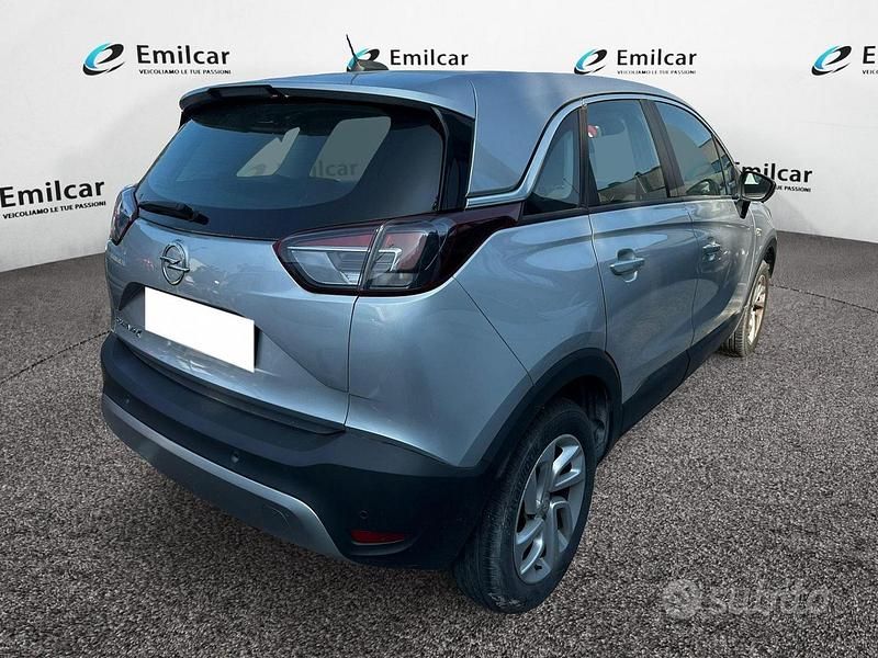 Usata Opel Crossland X Innovation 110 CV (80 kW) 2019 Grigio chiaro SUV