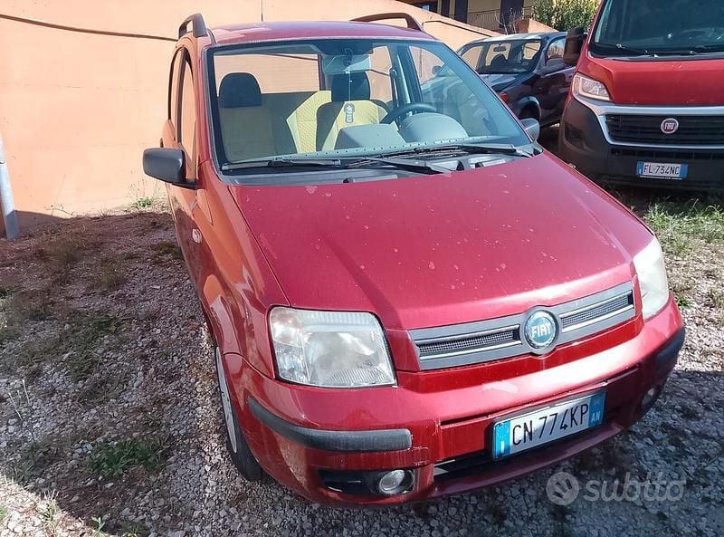 Usata Fiat Panda Dynamic 59 CV (43 kW) 2005 Rosso Berlina