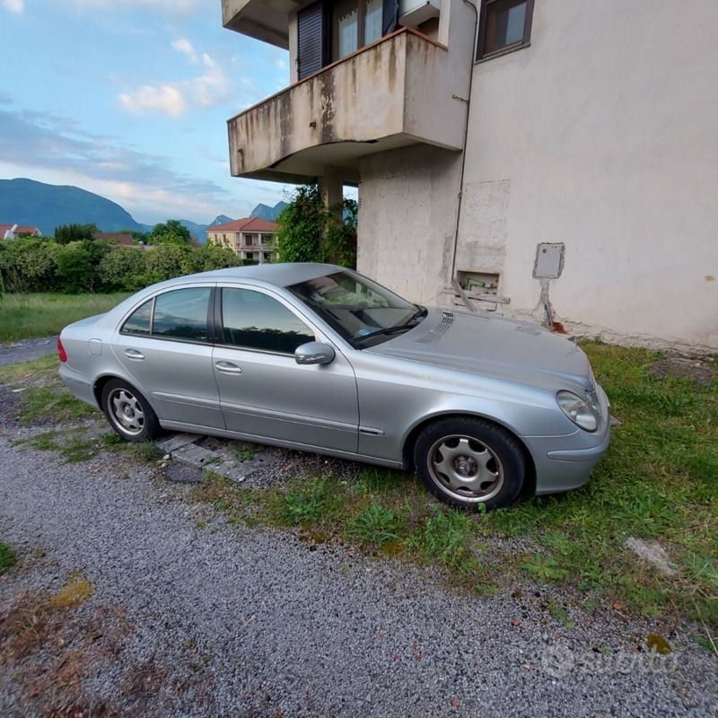 Usata Mercedes E220 2003 Berlina