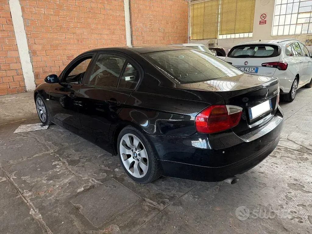 Usata BMW 320 Efficient Dynamics 163 CV (119 kW) 2007 Nero metallizzato Berlina