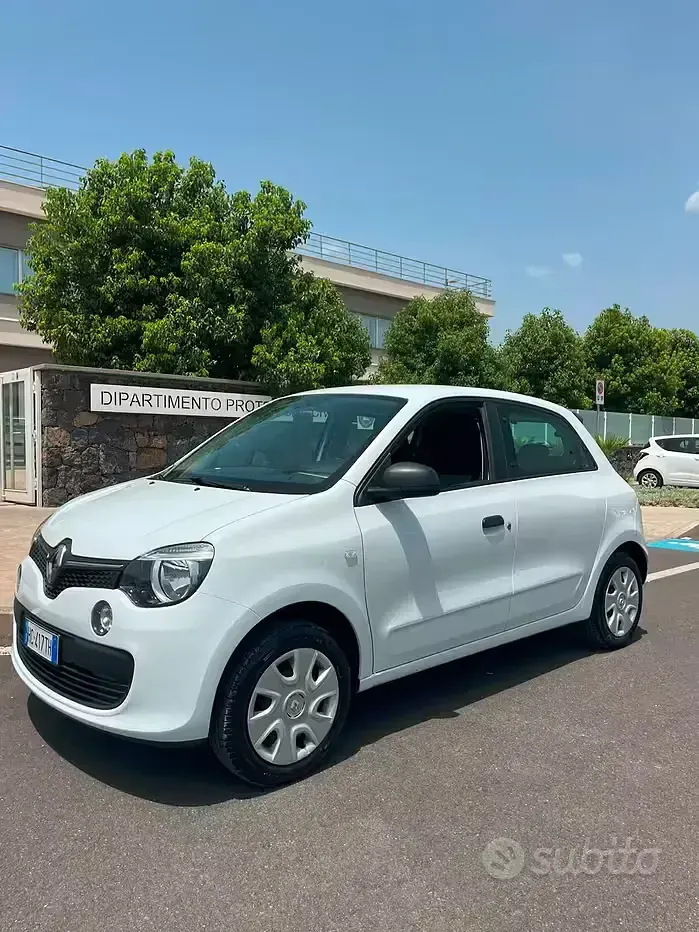 Usata Renault Twingo SE 69 CV (50 kW) 2016 Bianco Utilitaria