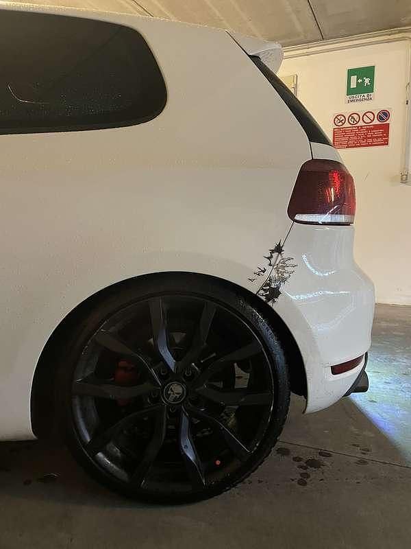 Usata VW Golf VI GTI 211 CV (155 kW) 2010 Utilitaria