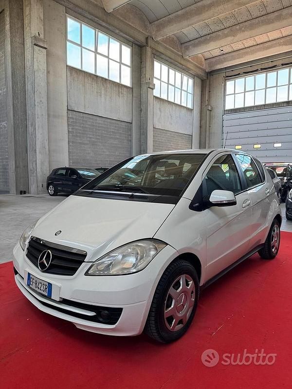Usata Mercedes A160 Elegance 95 CV (69 kW) 2011 Bianco Berlina