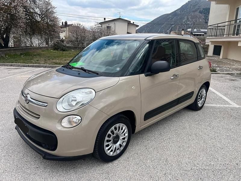 Usata Fiat 500L Business 95 CV (69 kW) 2016 Beige Monovolume