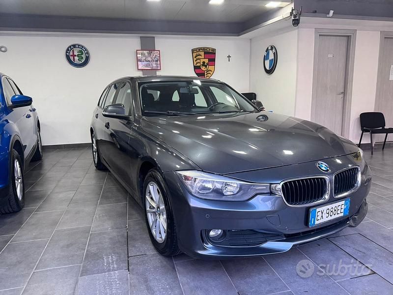 Begagnad BMW 318 143 HK (105 kW) 2014 Grå Kombi