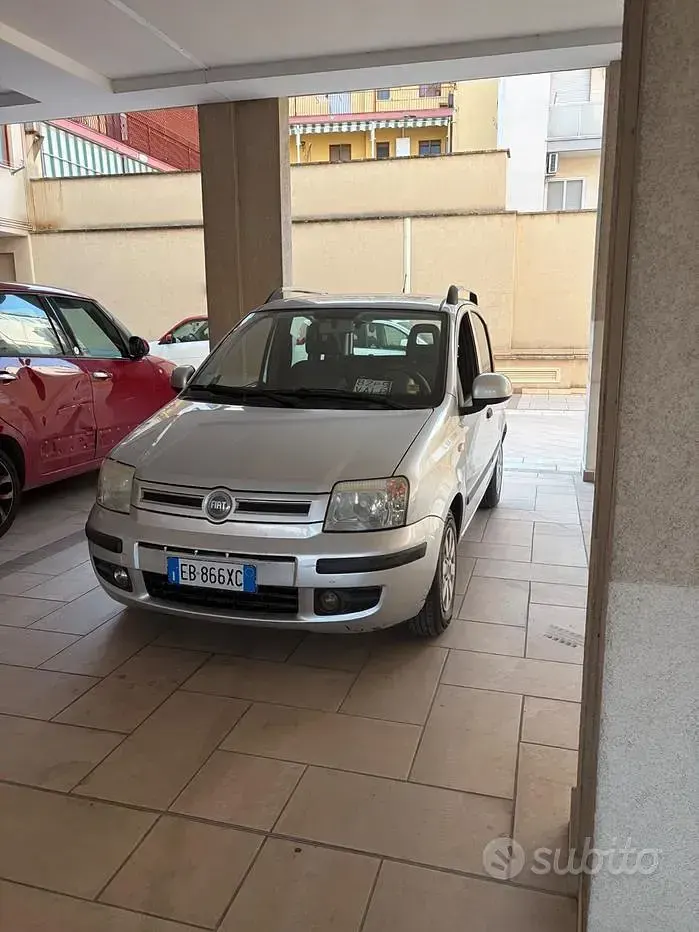 Usata Fiat Panda Dynamic 60 CV (44 kW) 2010 Grigio Utilitaria