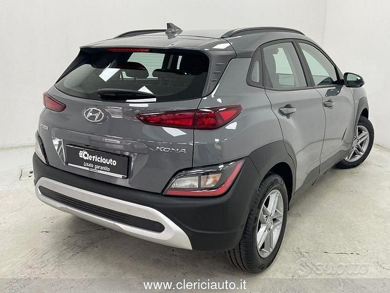 Usata Hyundai Kona 120 CV (88 kW) 2021 Grigio SUV